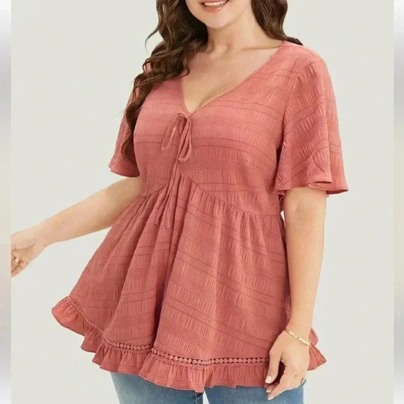 NWT! Solid texture, tie, lace blouse, size 10, or medium - Picture 2 of 10